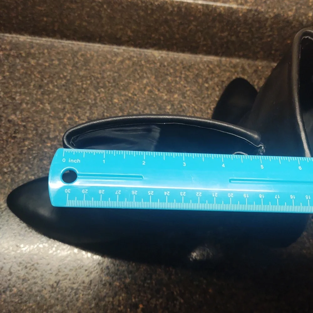 LIKE NEW! Ralph Lauren "Leola" Black High Heel Ankle Boots MSRP $140 (Copy) - Picture 13 of 16